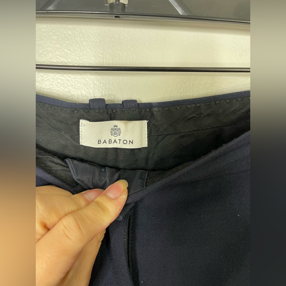 Aritzia Babaton Effortless Pleated Wide Leg High Rise Size 10 In Navy - Picture 5 of 7